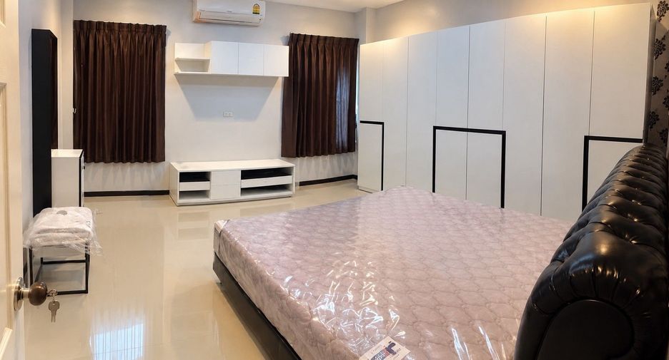 For sale 3 bedrooms house in Cha Am, Phetchaburi