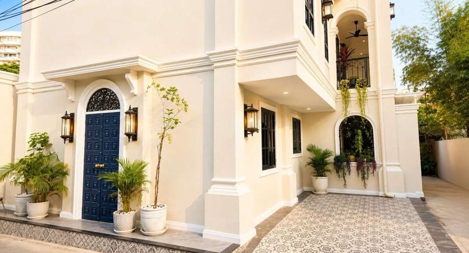 For rent 2 bedrooms condo in Mueang Chiang Mai, Chiang Mai