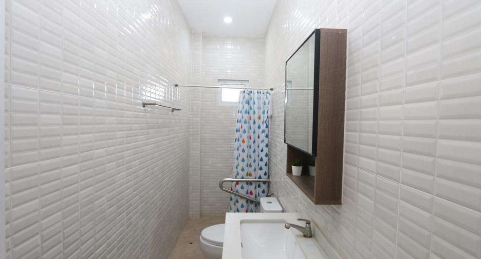 For rent 2 bedrooms house in Mueang Chiang Mai, Chiang Mai