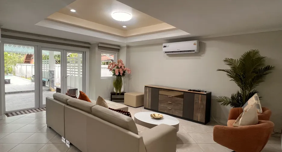 For rent 3 bedrooms villa in Cha Am, Phetchaburi