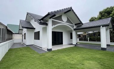 For sale and for rent 3 bedrooms house in Doi Saket, Chiang Mai