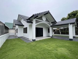 For sale and for rent 3 bedrooms house in Doi Saket, Chiang Mai