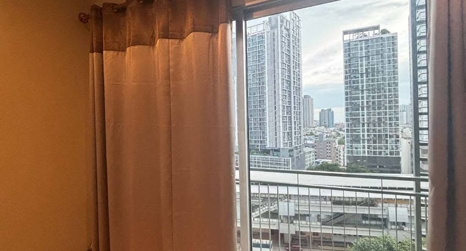 For rent 1 bed condo in Khlong San, Bangkok