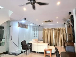 For sale 3 bedrooms townhouse in Mueang Phuket, Phuket