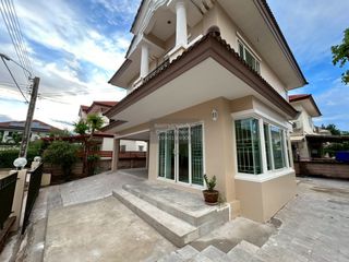 Casa en venta de 3 habitaciones en Thung Khru, Bangkok