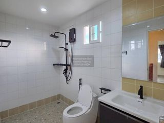 For sale 3 bedrooms townhouse in Nong Khaem, Bangkok