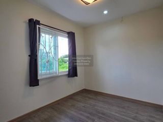 For sale 3 bedrooms townhouse in Nong Khaem, Bangkok