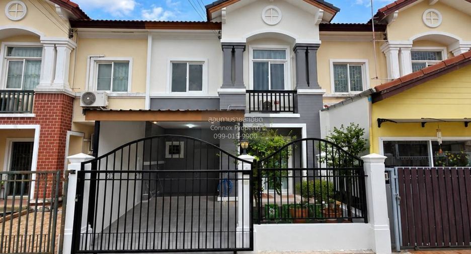 For sale 3 bedrooms townhouse in Nong Khaem, Bangkok
