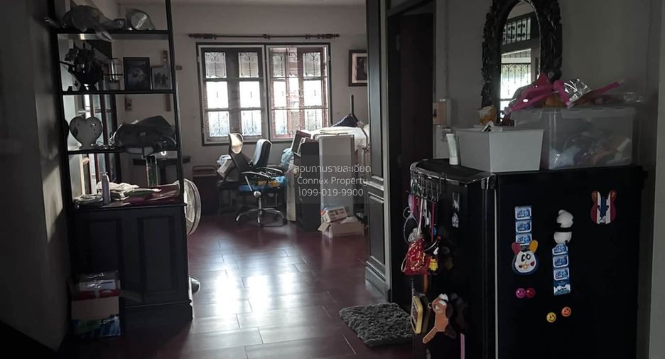 For sale 3 bedrooms house in Thawi Watthana, Bangkok