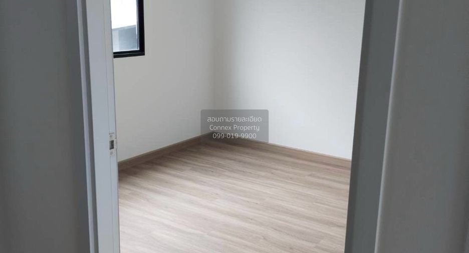 For sale 3 bedrooms townhouse in Nong Khaem, Bangkok
