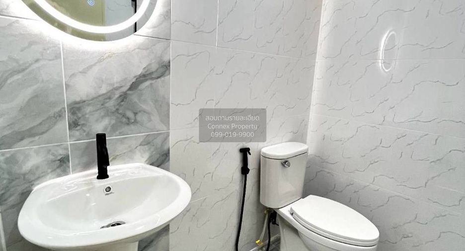 For sale 3 bedrooms townhouse in Thanyaburi, Pathum Thani