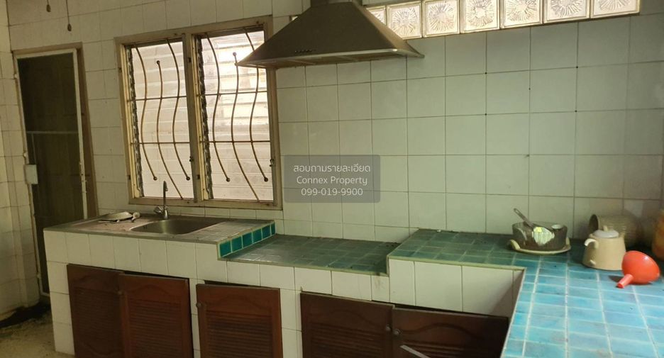 For sale 5 bedrooms house in Bang Bua Thong, Nonthaburi