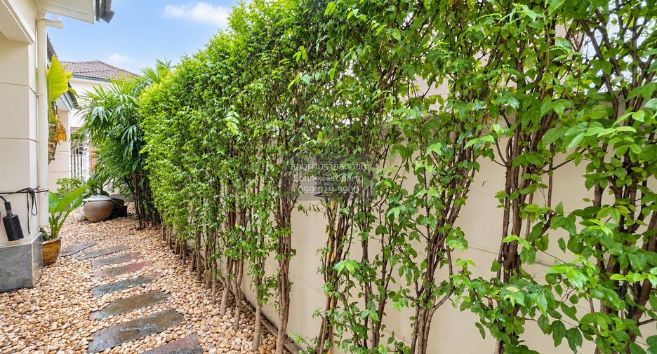 For sale 3 bedrooms house in Mueang Nonthaburi, Nonthaburi
