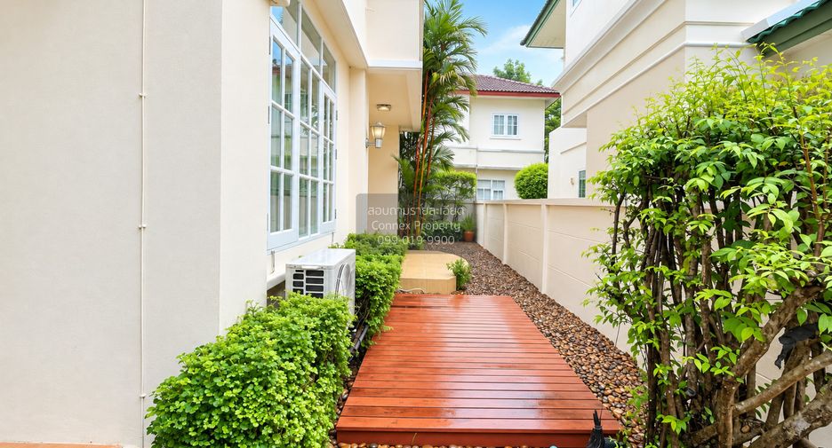 For sale 3 bedrooms house in Mueang Nonthaburi, Nonthaburi