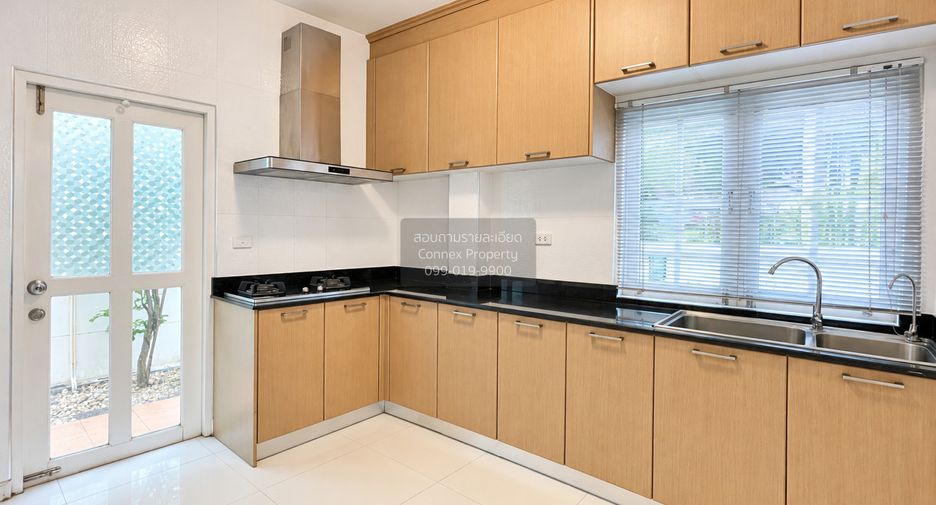 For sale 3 bedrooms house in Mueang Nonthaburi, Nonthaburi
