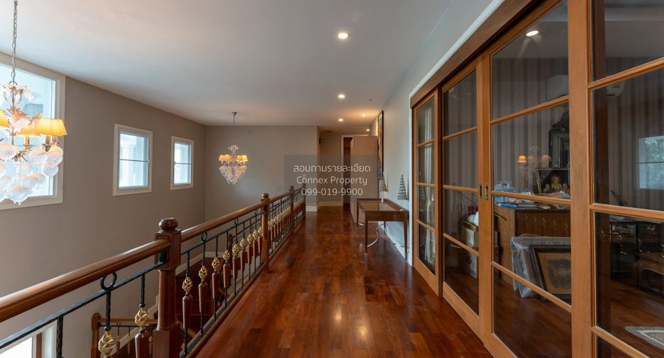 Haus zum Kauf mit 5 Zimmer in Pak Kret, Nonthaburi