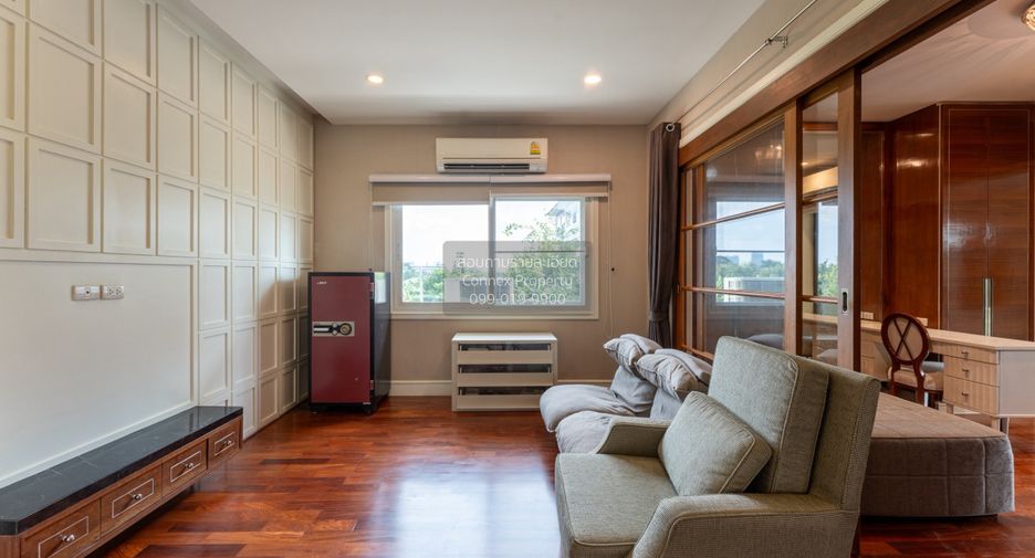 Haus zum Kauf mit 5 Zimmer in Pak Kret, Nonthaburi