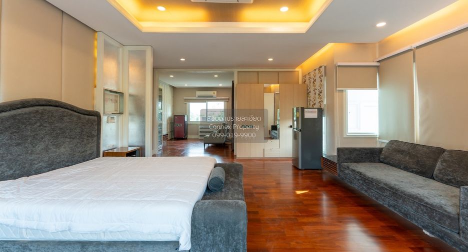 Haus zum Kauf mit 5 Zimmer in Pak Kret, Nonthaburi