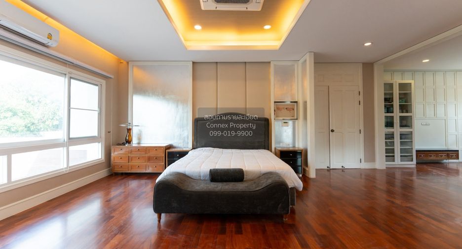 Haus zum Kauf mit 5 Zimmer in Pak Kret, Nonthaburi