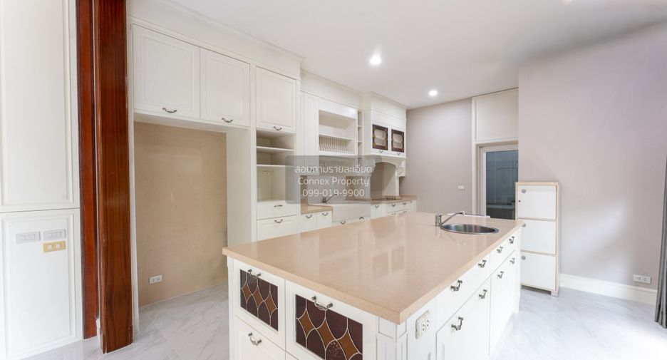 Haus zum Kauf mit 5 Zimmer in Pak Kret, Nonthaburi