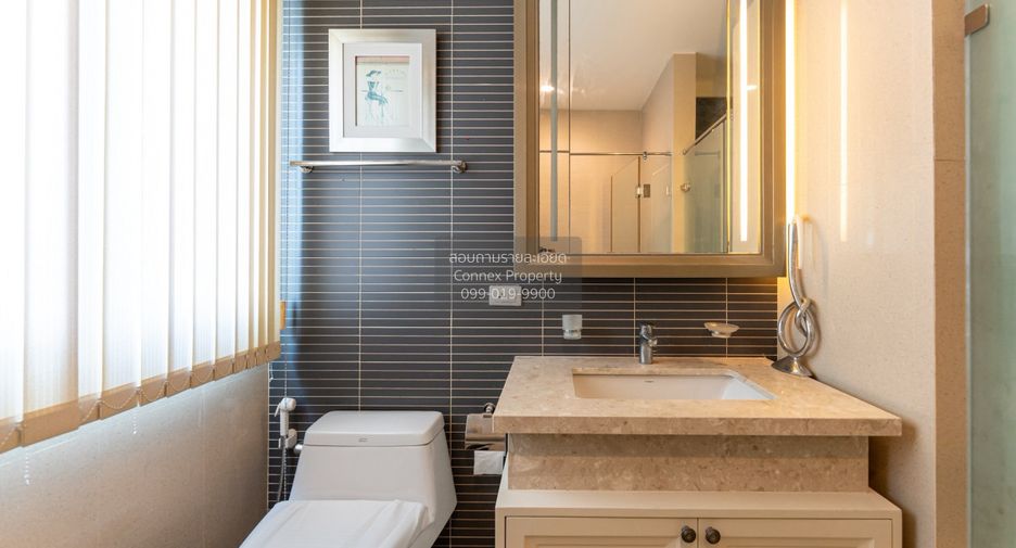 Haus zum Kauf mit 5 Zimmer in Pak Kret, Nonthaburi