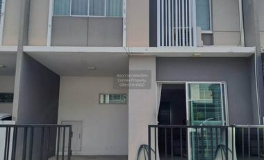 For sale 3 bedrooms townhouse in Bang Khen, Bangkok