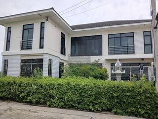 出售 4 卧室 独立屋 在 Lat Lum Kaeo, Pathum Thani