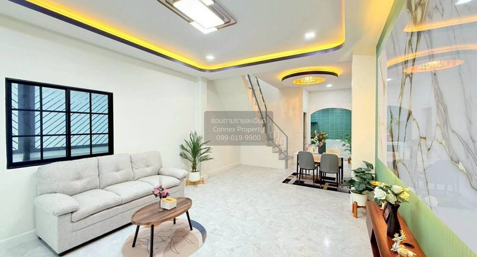 For sale 3 bedrooms townhouse in Min Buri, Bangkok