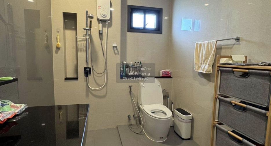 For sale 4 bedrooms house in Bang Lamung, Chonburi