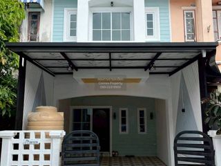 For sale 2 bedrooms townhouse in Khlong Sam Wa, Bangkok