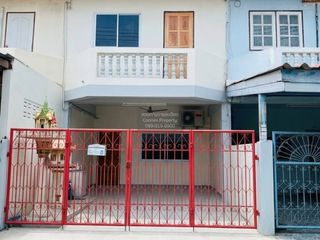 For sale 2 bedrooms townhouse in Pak Kret, Nonthaburi