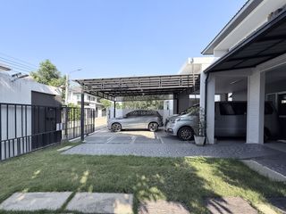 For sale 4 bedrooms house in Mueang Nonthaburi, Nonthaburi