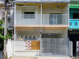 For sale 4 bedrooms townhouse in Bang Bua Thong, Nonthaburi