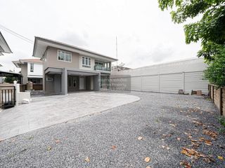 For sale 2 bedrooms house in Khlong Sam Wa, Bangkok