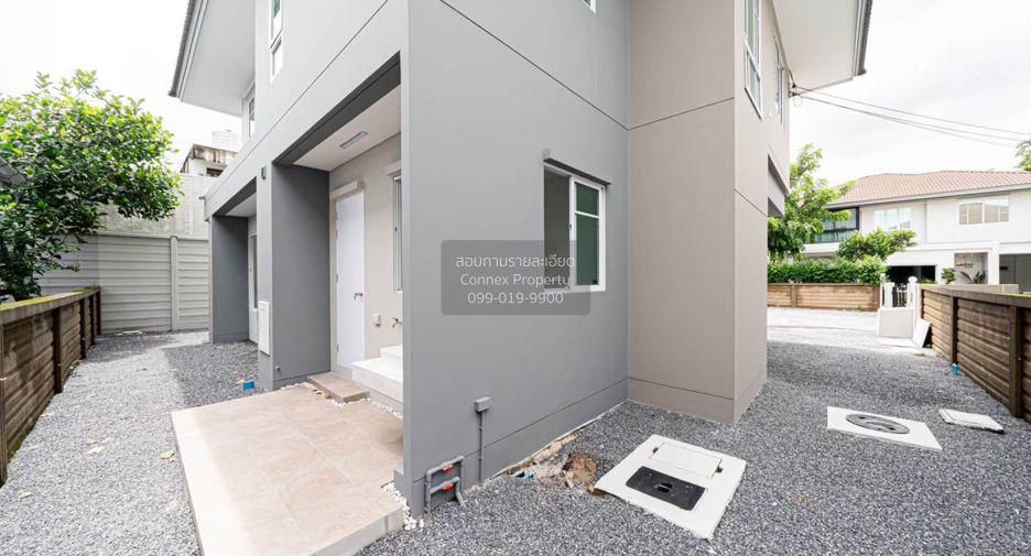 For sale 2 bedrooms house in Khlong Sam Wa, Bangkok