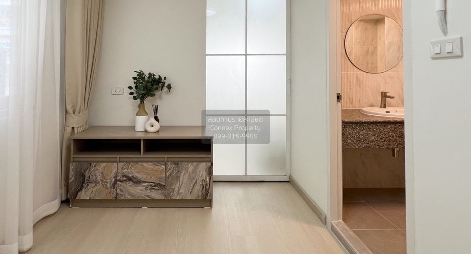 For sale 1 bed condo in Bang Na, Bangkok