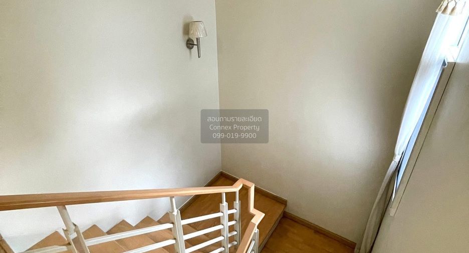 For sale 3 bedrooms house in Si Racha, Chonburi