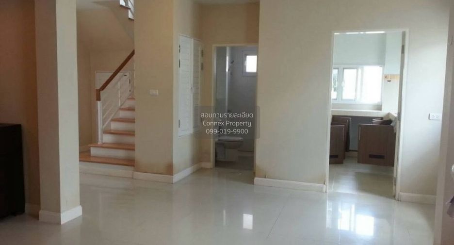 For sale 3 bedrooms house in Khlong Sam Wa, Bangkok