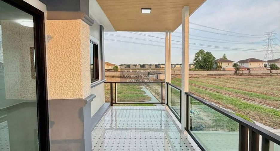 For sale 4 bedrooms townhouse in Sai Noi, Nonthaburi