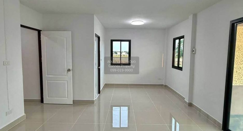 For sale 4 bedrooms townhouse in Sai Noi, Nonthaburi