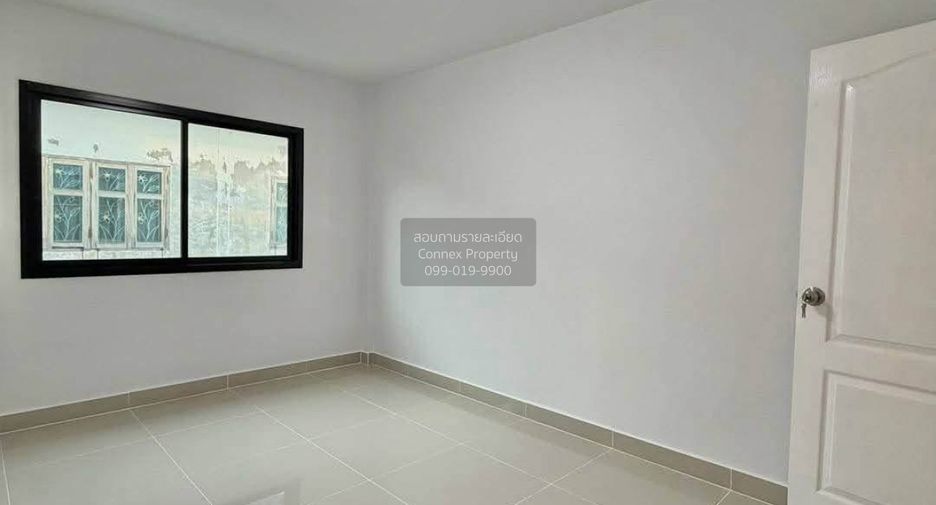 For sale 4 bedrooms townhouse in Sai Noi, Nonthaburi