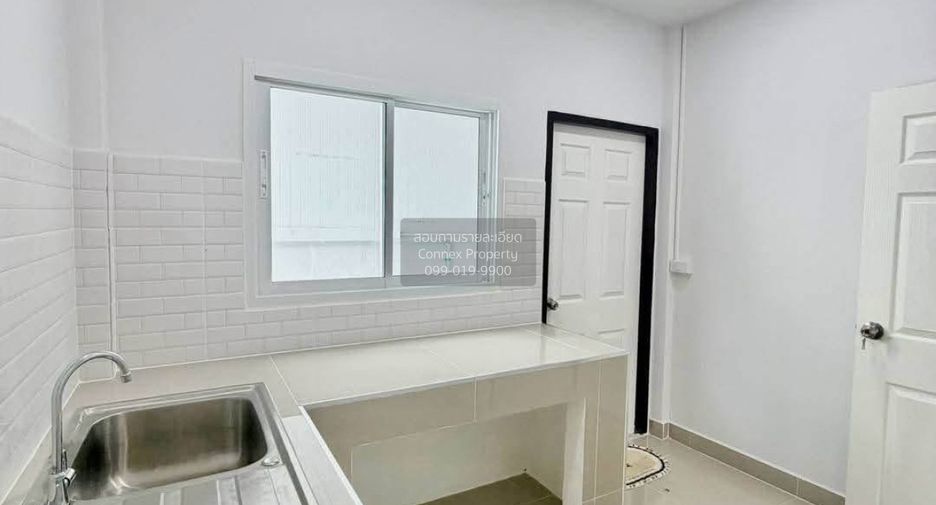 For sale 4 bedrooms townhouse in Bang Bua Thong, Nonthaburi