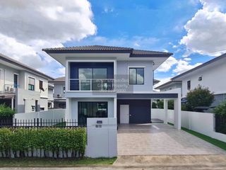 Casa en venta de 3 habitaciones en Bang Yai, Nonthaburi