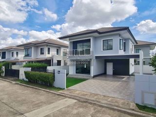 Casa en venta de 3 habitaciones en Bang Yai, Nonthaburi