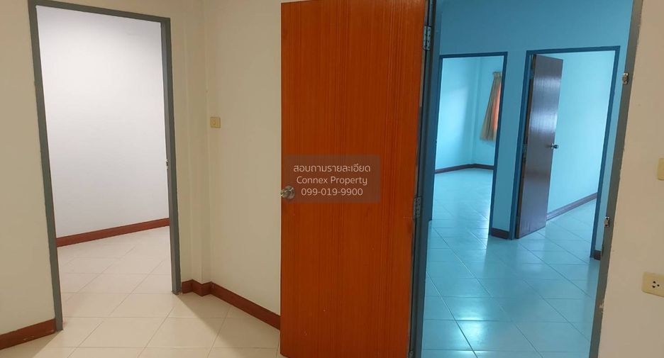For sale 3 bedrooms townhouse in Bueng Kum, Bangkok
