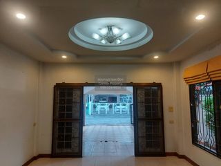 For sale 3 bedrooms townhouse in Bueng Kum, Bangkok