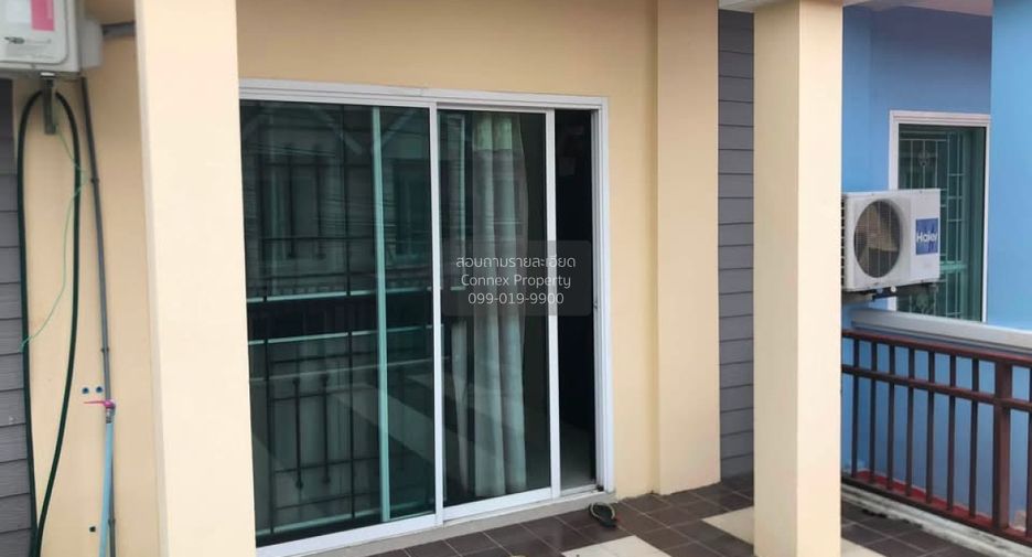 For sale 2 bedrooms townhouse in Mueang Samut Prakan, Samut Prakan