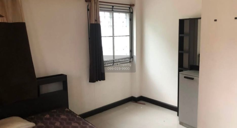 For sale 2 bedrooms townhouse in Mueang Samut Prakan, Samut Prakan
