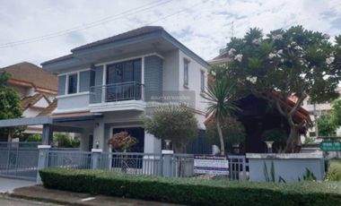 For sale 3 bedrooms house in Khan Na Yao, Bangkok