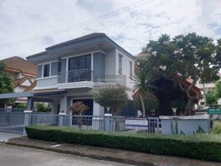 For sale 3 bedrooms house in Khan Na Yao, Bangkok